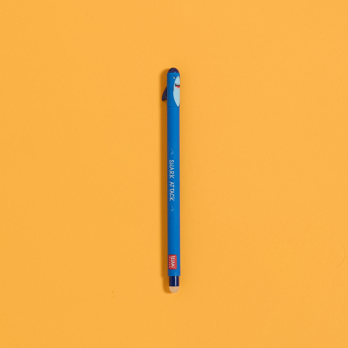 Overhead view of the Shark Pen from the ODIDOMI stationery kit for kids.